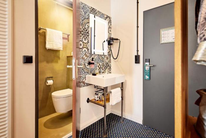 Hotel Am Chlodwigplatz Koln Ruang foto